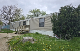 700 W RIDGEWAY AVE