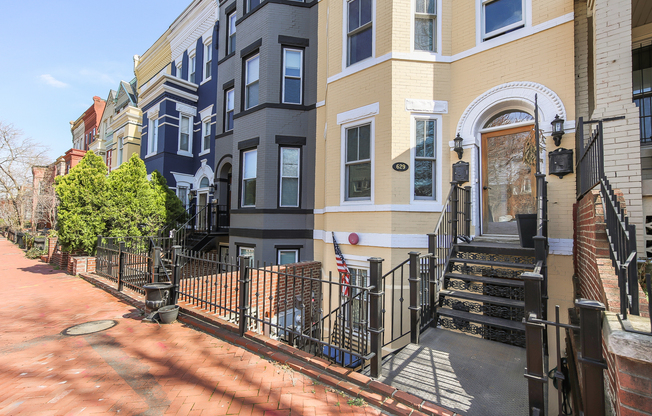 Capitol Hill PENTHOUSE with 2 Decks, Off Street Parking,  Plus 20 Foot Ceilings!