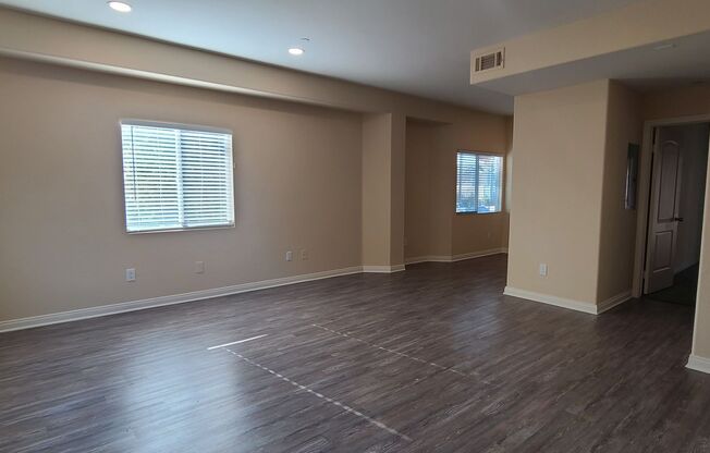 9001-9009 BURNET