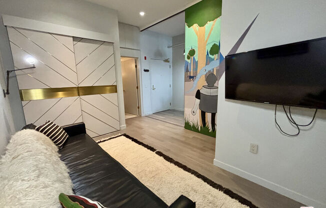 2 beds, 2 baths, 1,710 sqft, $6,750, Unit 401