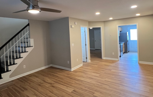 221 HIGHGATE CIR