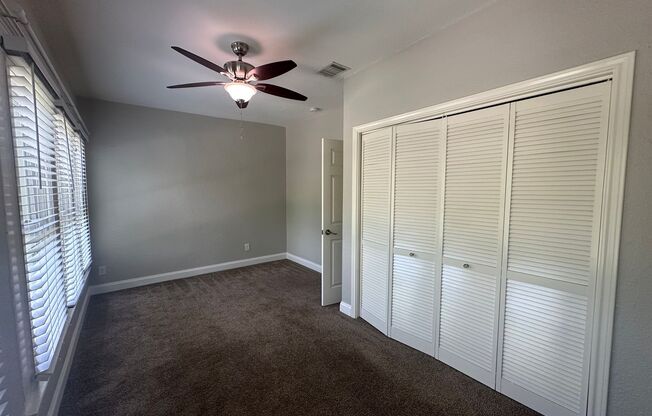 2 beds, 2 baths, 946 sqft, $1,600, Unit Unit 4