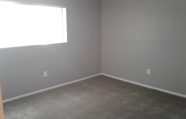 2 beds, 1 bath, 830 sqft, $1,349, Unit 112