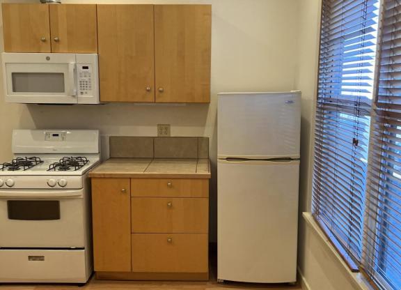 1 bed, 1 bath, 400 sqft, $1,750