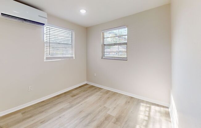 2 beds, 1 bath, 624 sqft, $1,499, Unit Ren905.5