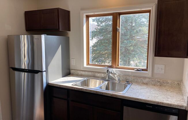 2 beds, 1.5 baths, 1,150 sqft, $1,925, Unit 10NW