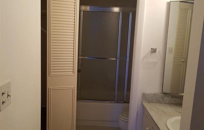 1300 NE Miami Gardens Dr