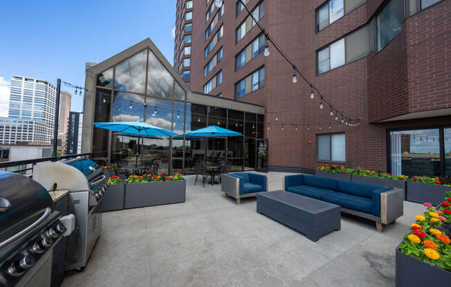 7th Floor Sundeck Lounge and BBQ Area