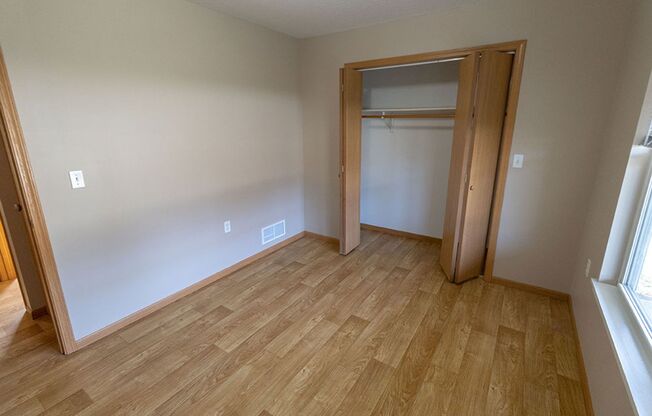 2 beds, 1 bath, $1,350