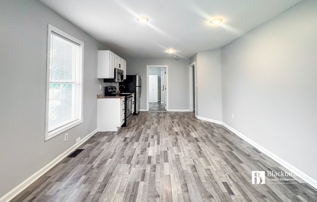 716 55th Street Northeast