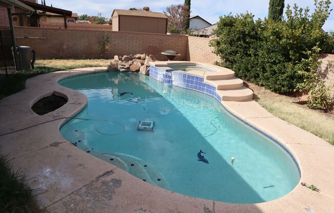 Beautiful Home AND A Pool!!!