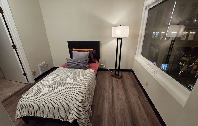 1 bed, 1 bath, 447 sqft, $1,590, Unit 509