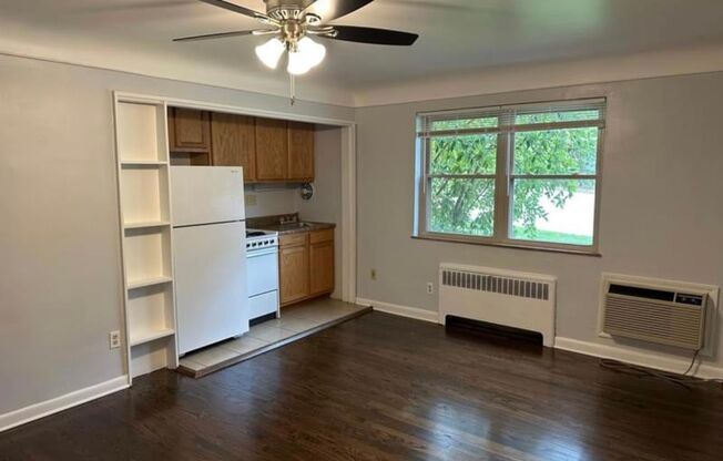 1 bed, 1 bath, $850