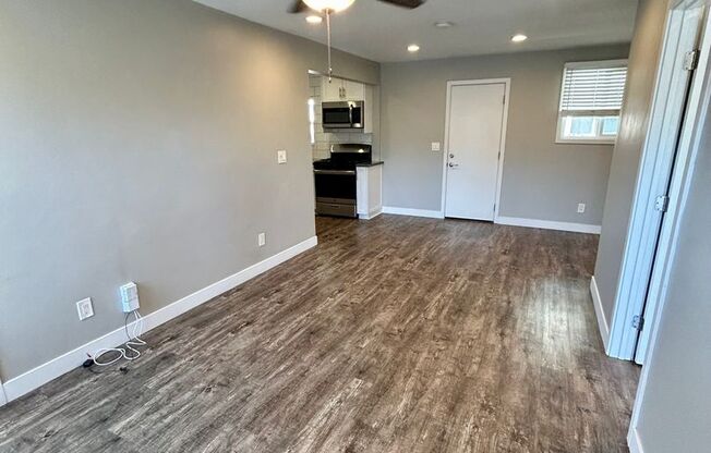 2 beds, 1 bath, $2,850