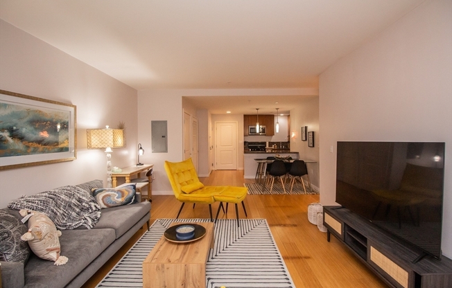 2 beds, 2 baths, 1,100 sqft, $6,000, Unit 401