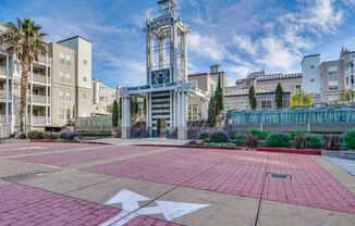 Large Santa Clara 1 Bedroom Condo in Rivermark Area