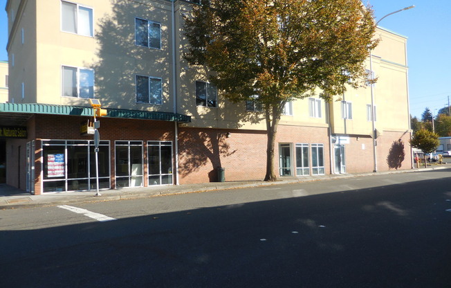 Studio, 1 bath, 441 sqft, $1,295, Unit 415