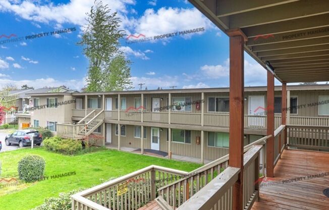 1 bed, 1 bath, 585 sqft, $1,195, Unit E2