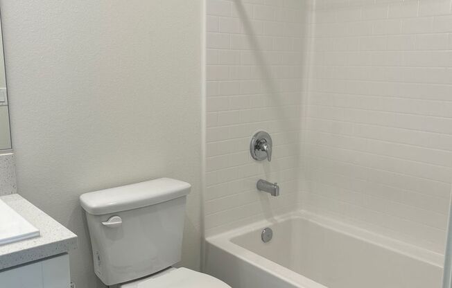 2 beds, 2.5 baths, 1,141 sqft, $3,700, Unit 121