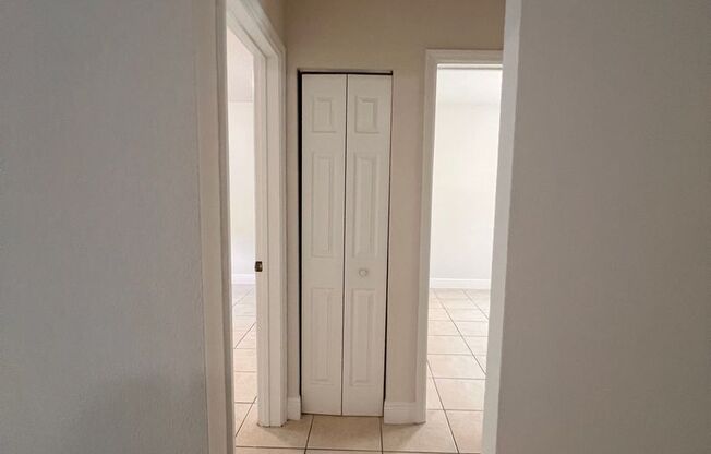 2 beds, 1 bath, 660 sqft, $2,685, Unit 31- Unit 02