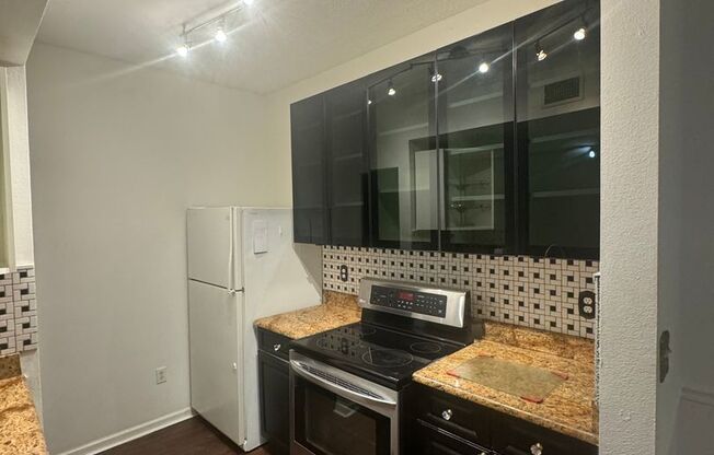 1 bed, 1 bath, $1,400, Unit # 315