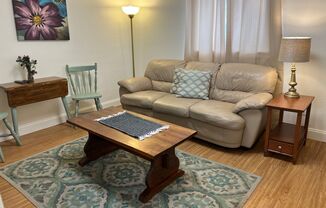 1 bed, 1 bath, $1,250, Unit 4