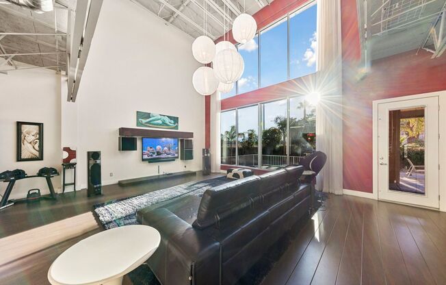LUXURY, INDUSTRIAL, FULLY FURNISHED 3 BEDROOM HOME WITH 360 VIEWS