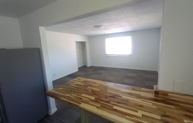 3 beds, 1 bath, 1,100 sqft, $1,295, Unit Unit A