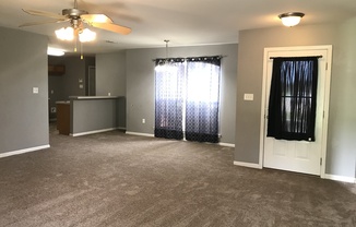 3 beds, 2 baths, $1,450