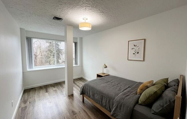 2 beds, 1.5 baths, 728 sqft, $1,550, Unit 308
