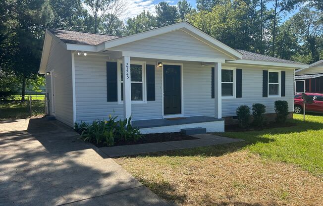 One Level Renovated Home w/3 Bedrooms & Baths in Raleigh