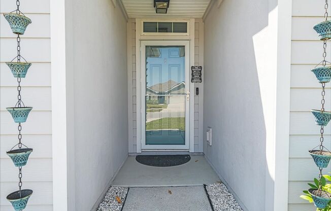 Like New Green Cove Springs 4 bedroom/2 bath