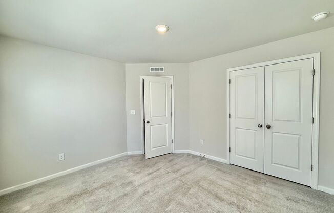 **OFFERING RENT PROMOTION FOR FIRST 6 MONTHS, WAIVED APPLICATION FEES & $200 MOVE IN PROMOTION** Stunning 3BD, 2.5BA Raleigh Townhome with 1-Car Attached Garage in Great Location Within an HOA Community