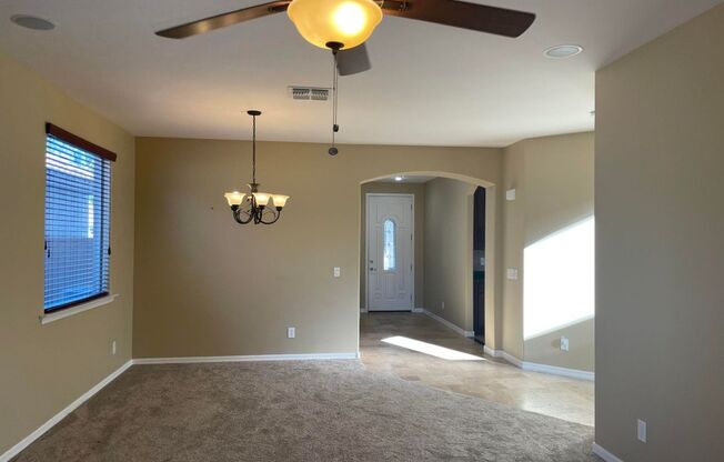 4 bedroom home in Carefree Crossing