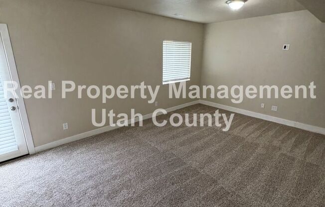 3 beds, 2.5 baths, $1,775