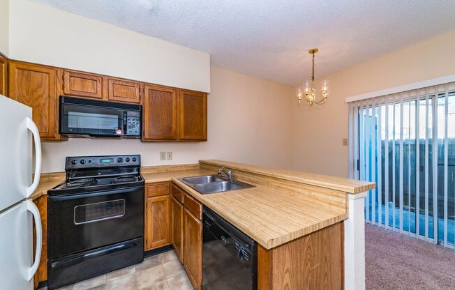 2 beds, 2.5 baths, $1,295