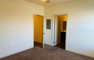 2 beds, 2 baths, 997 sqft, $1,625, Unit 617