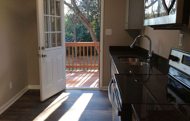 Coming Soon! Charming 2Bed/1Bath Triplex in North Raleigh!