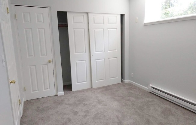 1 bed, 1 bath, 710 sqft, $1,795, Unit 09