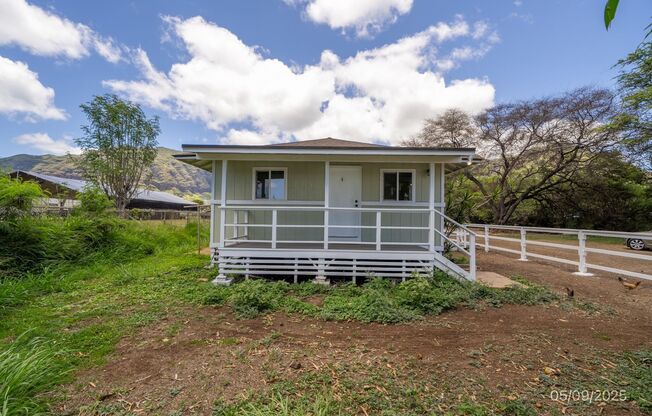 $2600.00 | 2BD/1BA Renovated Single Family Home in Waianae