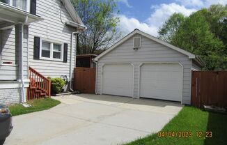 4 beds, 2 baths, $2,595