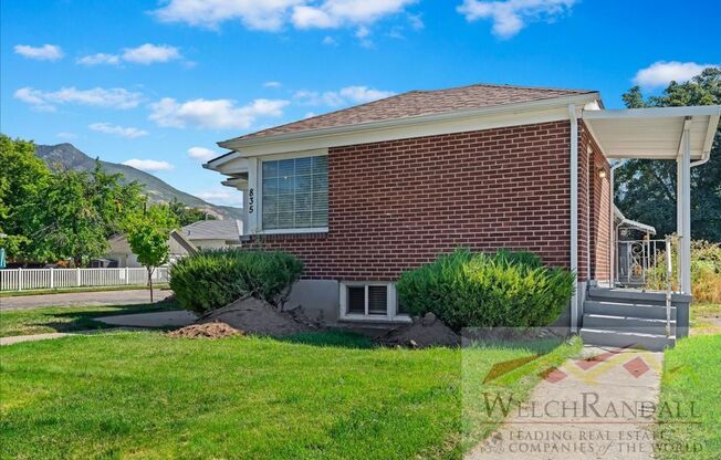 3 beds, 1 bath, $1,445