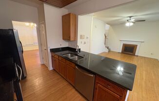 4 beds, 2.5 baths, $1,999, Unit # ELT