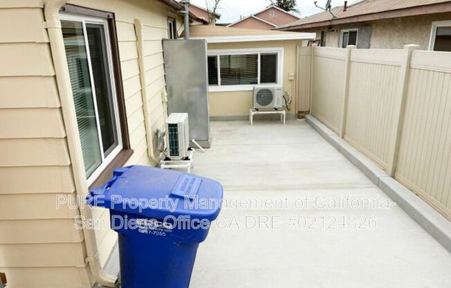 1120 Florence St.  Garage #1