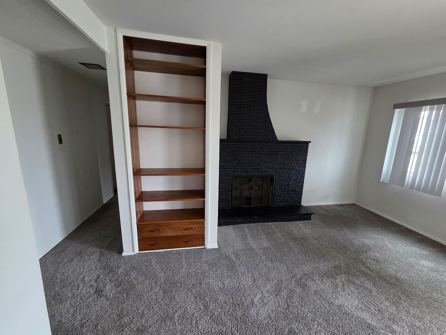 Hawthorne Wiseburn area 3 bdrm 3 ba. home for lease!