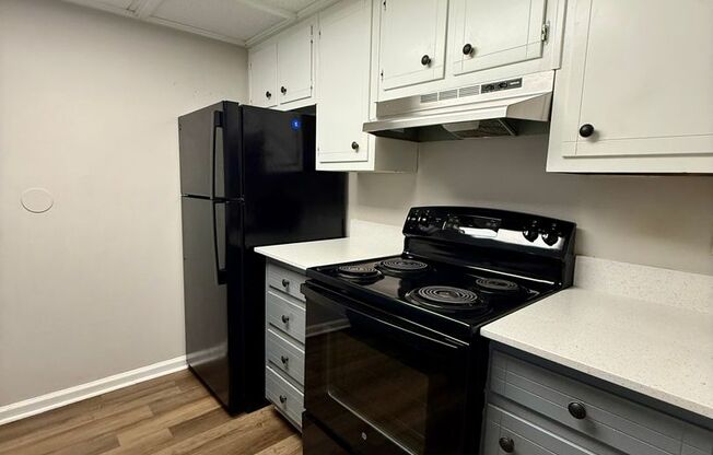 2 bed / 1.5 bath townhome in Oakwood