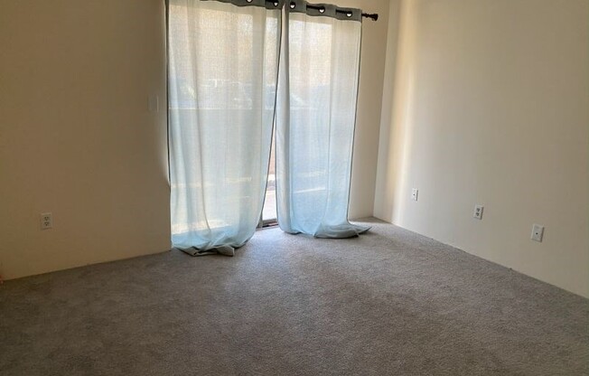 2 beds, 2 baths, 1,125 sqft, $2,500, Unit 14