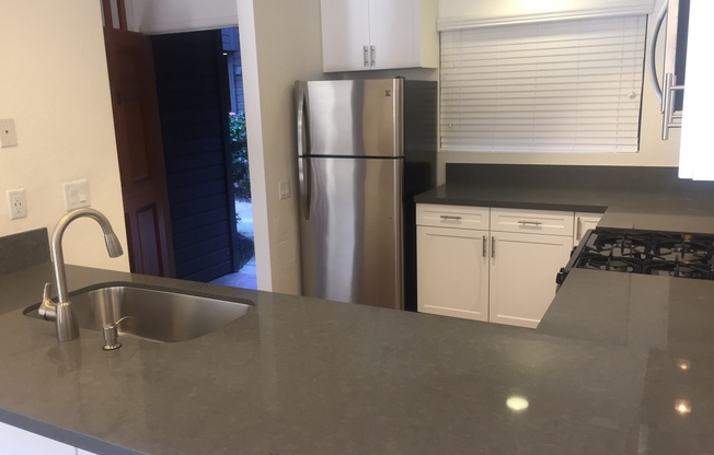 2 beds, 1 bath, 1,056 sqft, $3,550, Unit #3