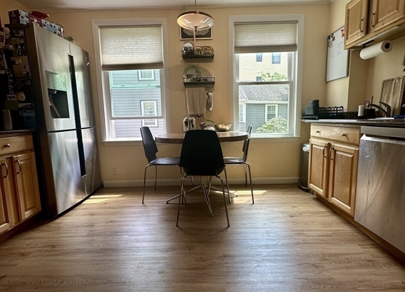 25 CEDAR ST