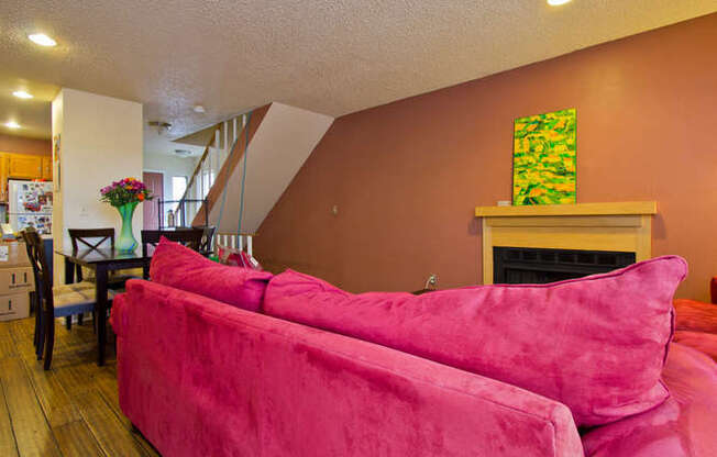 FANTASTIC 3 BEDROOM / 2 BATH CONDO